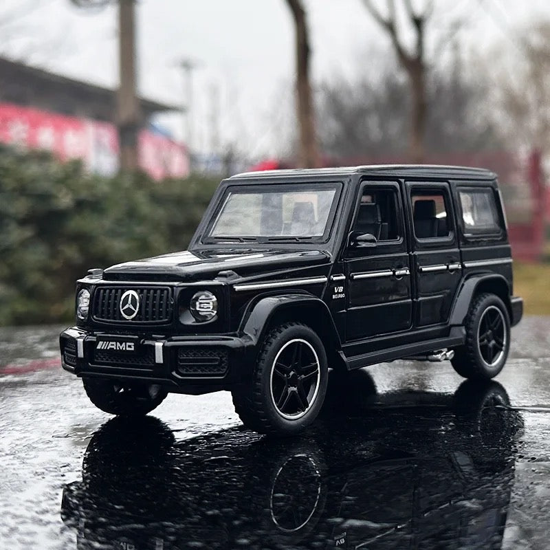 Mercedes G wagon model car